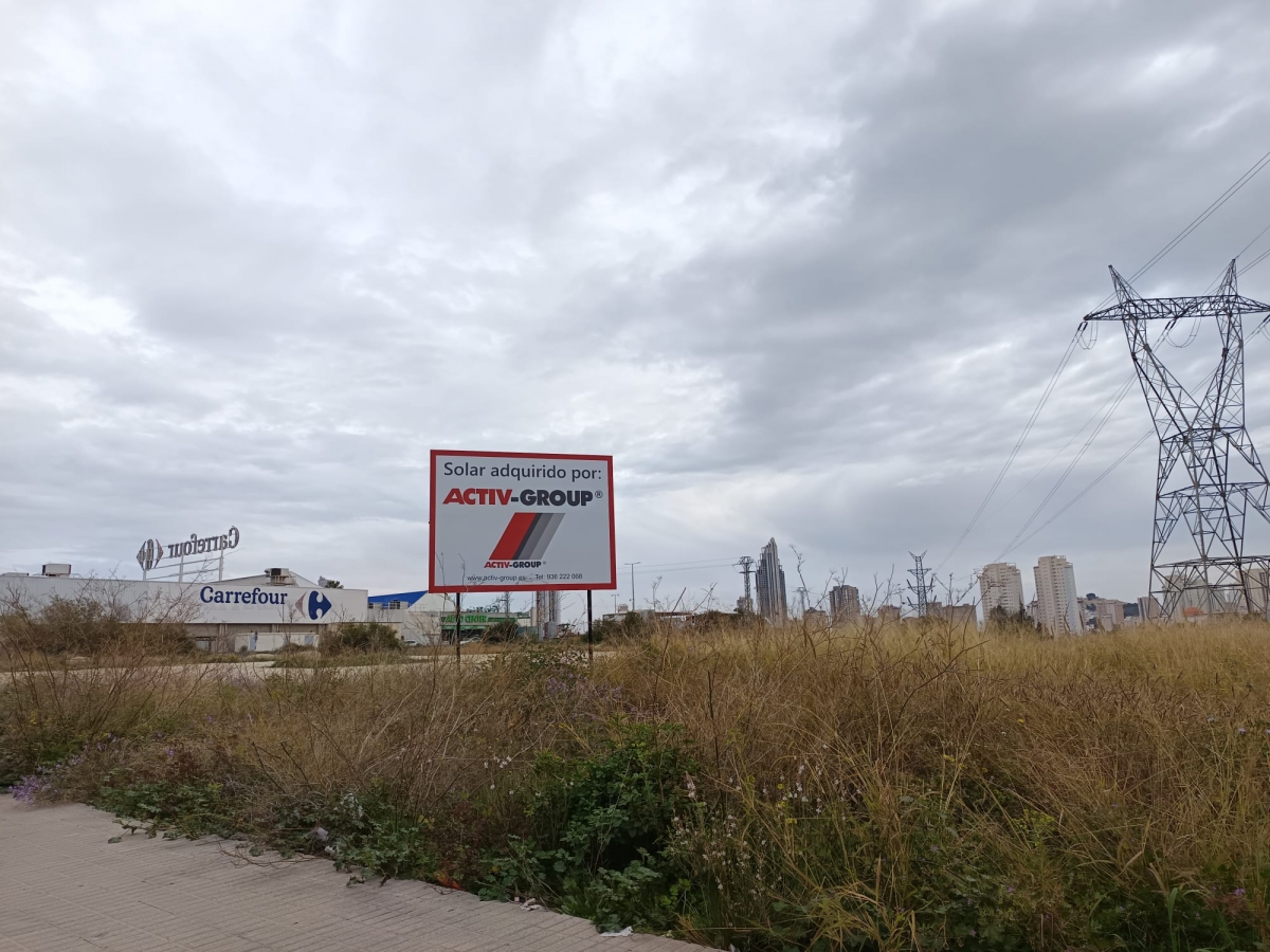 Parcela de Activ-Group. - Foto: AM. Parcela de Activ-Group.