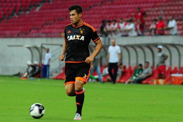 Vinícius Araujo no evita la derrota del Sport Club Recife