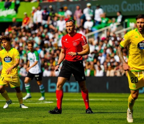  Orellana Cid arbitrará el Elche-Levante; Gálvez Rascón estará al frente del VAR