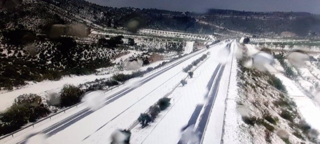Cortado un carril por sentido en la RM-15 a su paso por Mula por una fuerte granizada