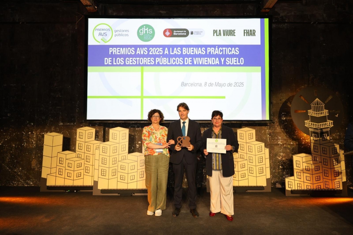 Alicante recibe el premio AVS a las buenas prácticas por su gestión del parque municipal de vivienda