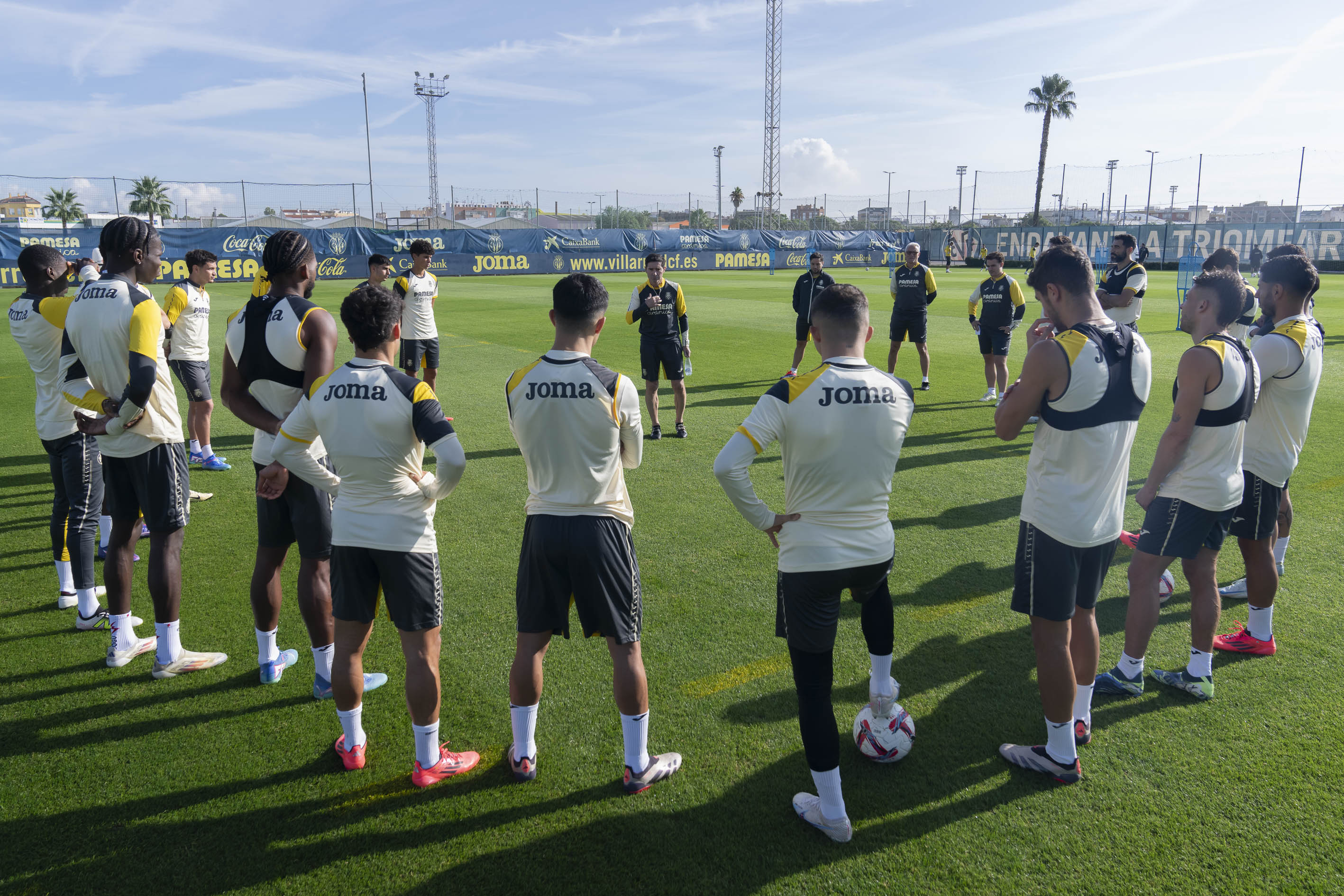 La plantilla 'grogueta' prepara la visita al Real Valladolid. VILLARREAL CF - 