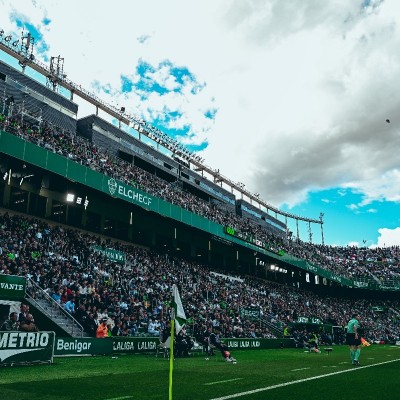 El Elche prepara el recibimiento al equipo y un mosaico para el partido ante el Levante