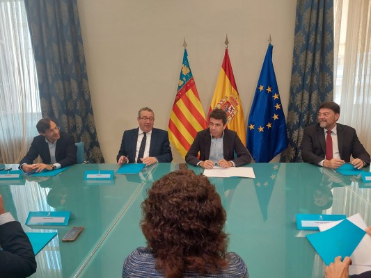 La Generalitat se integra el comité del centro de congresos de Alicante a la espera de su financiación