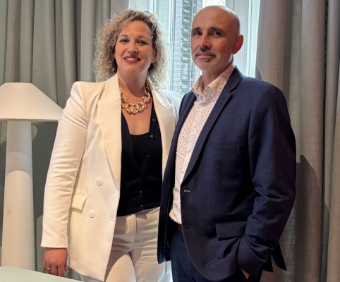 Venux firma un acuerdo con Compactos y Derivados como su distribuidor oficial en la Comunidad de Madrid