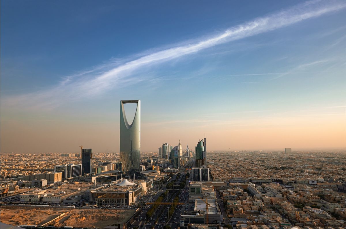Arabia Saudí fomenta la producción nacional para atraer inversiones y colaboración internacional