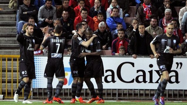 Levante ganó en sus dos últimas visitas al Granada y empató en la anterior
