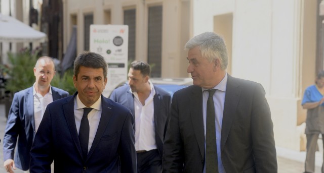 La transparencia se le nubla al Consell