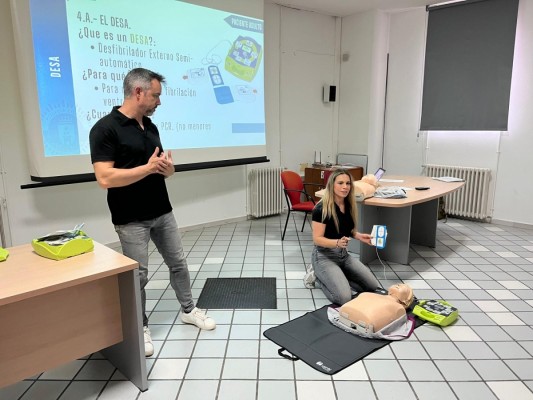 La Vall d'Uixó será una ciudad cardioprotegida con la formación de 600 personas en RCP y uso de DESA