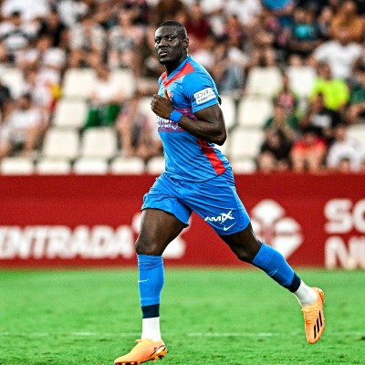 Diaby estará de cuatro a seis semanas de baja