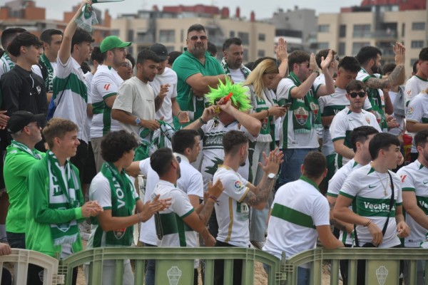 Así han llegado el Elche CF y el Levante UD al Martínez Valero 