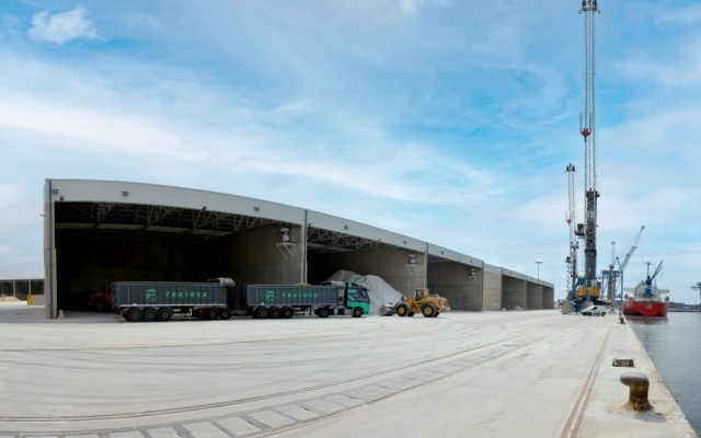 Castelló se consolida como el noveno puerto de España: el tráfico de granel sólido despunta un 16%