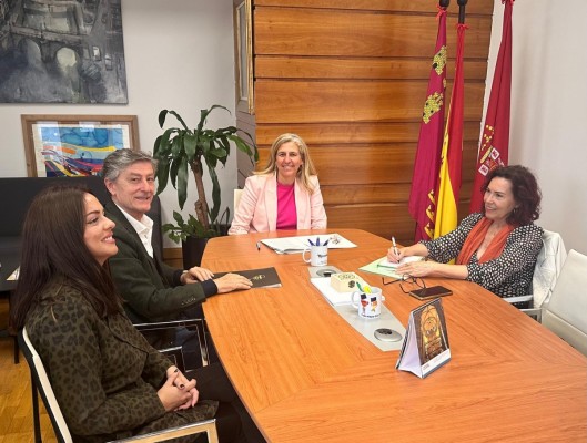 El Ayuntamiento de Murcia firma un convenio con Amefmur y refuerza su apuesta por la empresa familiar y el emprendimiento
