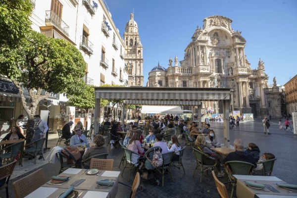 La Región de Murcia es, junto con Almería, la única provincia con más menores de edad que jubilados