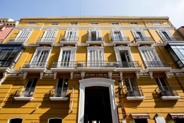 Moontels 'aprieta' en València: se queda la gestión del Palacio de Rojas y suma un nuevo hotel y un coliving 
