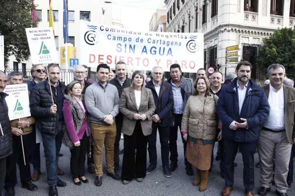 Arroyo llama a alcaldes, patronales, líderes agrarios y autoridades académicas de la Comarca de Cartagena para abordar el recorte al Trasvase