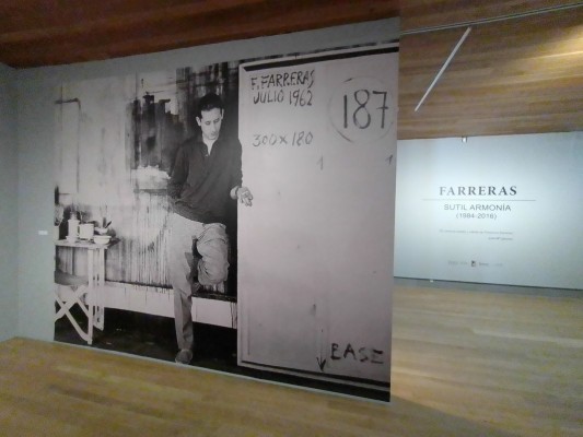 Una treintena de obras conforman la cronología de Farreras expuesta en el Museo BBAA de Castelló