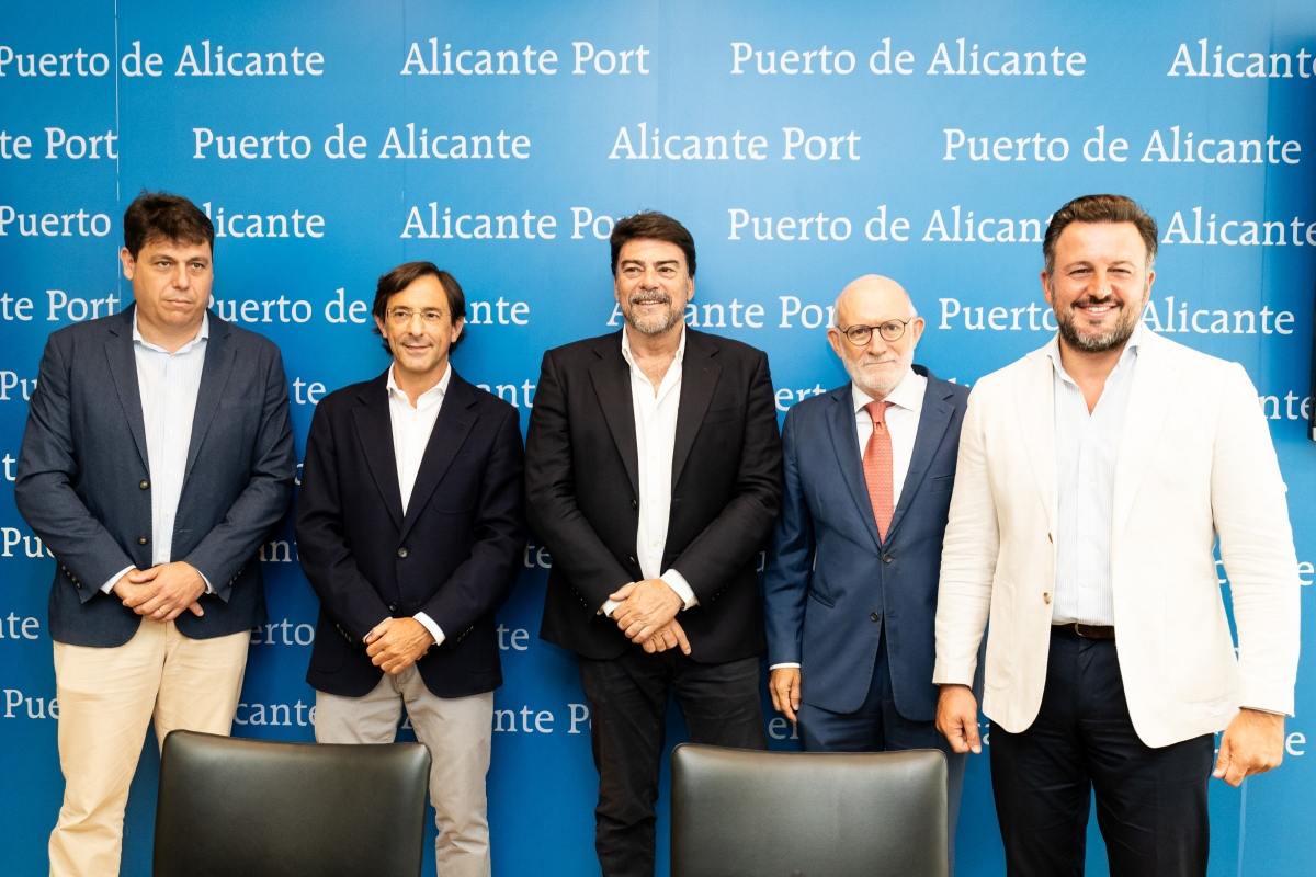 Uepal avanza en su plan de Región Funcional Alicante-Elche con un foro con alcaldes .