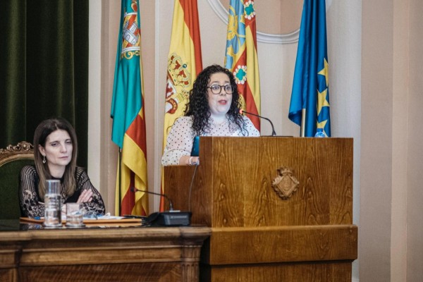 El PSPV reclama los informes que han llevado a la playa Serradal a quedarse sin bandera azul