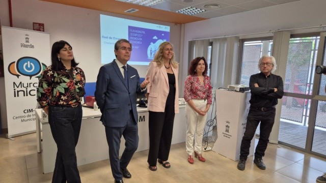 Murcia impulsa su Red de Empresas para detectar necesidades y planificar formación laboral