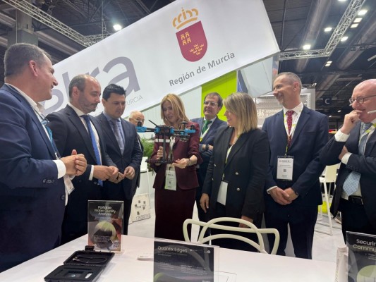 El Gobierno regional y Telefónica se alían para impulsar la tecnología en Defensa y Seguridad