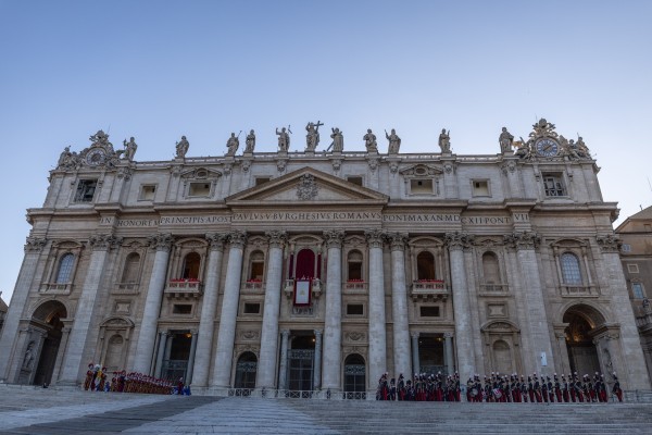 Desde Cartagena al Vaticano: Puertas Padilla blinda el arte sagrado contra el fuego