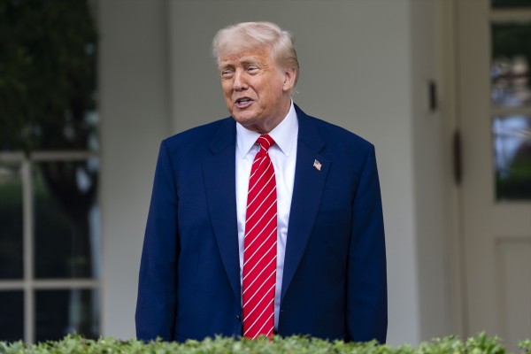 Trump espera hablar con Xi 