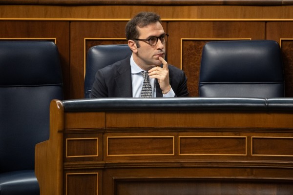 Cuerpo anuncia que el lunes lanzará el plan del ICEX frente a los aranceles junto con las CCAA