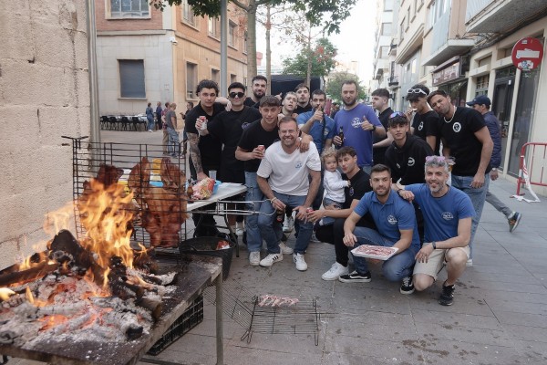 Vila-real celebra una multitudinària Nit de la Xulla de les festes de Sant Pasqual