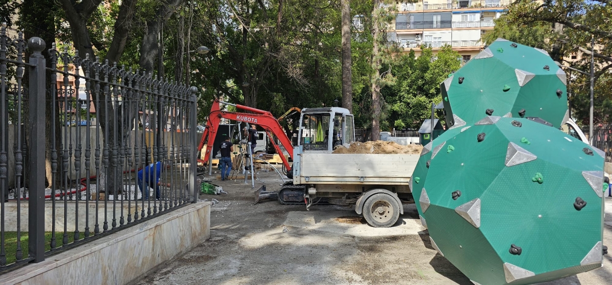 El PSOE denuncia las obras en los parques infantiles de Orihuela: 