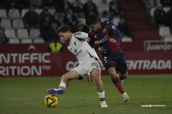 El Levante ganó al Albacete cinco de los siete últimos duelos y empató los otros dos