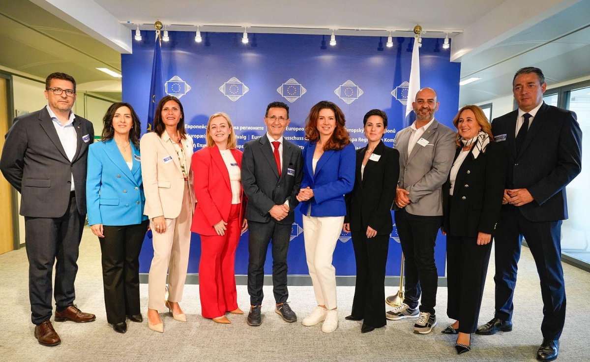 Reunión en Bruselas de la Diputación de Valencia con las instituciones europeas. - Foto: DIVAL