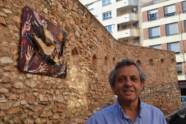 Vicent Meliá saca sus obras a la muralla liberal de Castellón