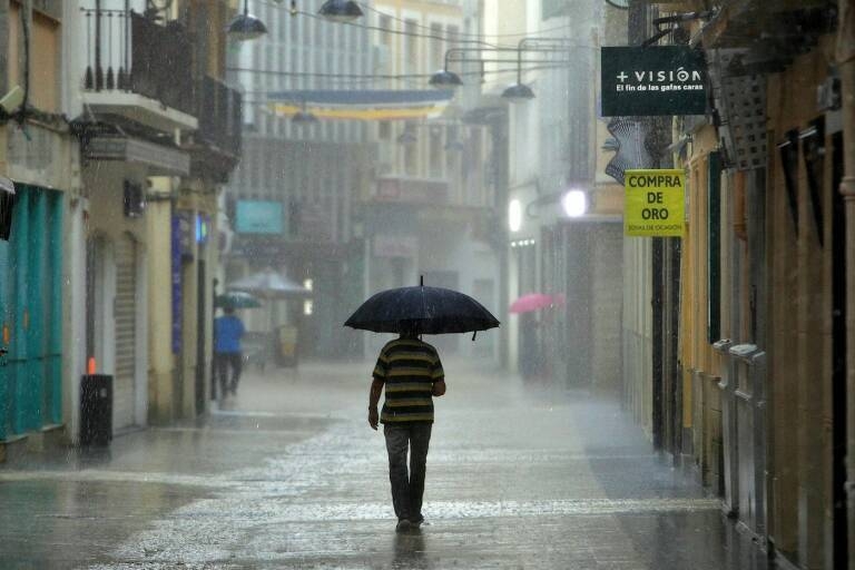 Estas son las cifras que ha dejado la lluvia en Alicante: 34,8 litros en San Blas; 23,4 en El Rebolledo y  11,2 en el Postiguet