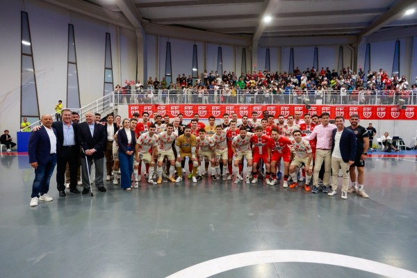 ElPozo gana la Copa Presidente al imponerse por 4-3 al Jimbee ante 1.400 personas en Cehegín