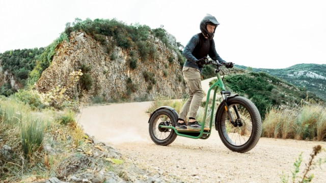  Un 'bicinete' de Cecotec, entre bici y patinete, opta a los premios europeos al diseño
