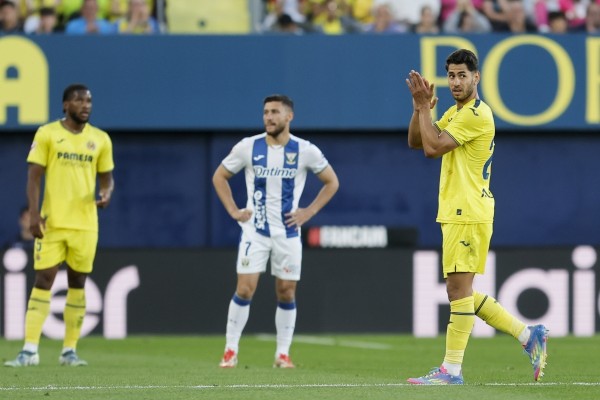 Cuatro millones y dieciocho goles: Ayoze ya acaricia el tercer Zarra de la historia del Villarreal