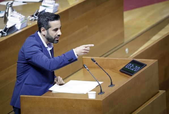 El PSPV-PSOE pide amparo al Constitucional tras ser excluido de la Mesa de Les Corts