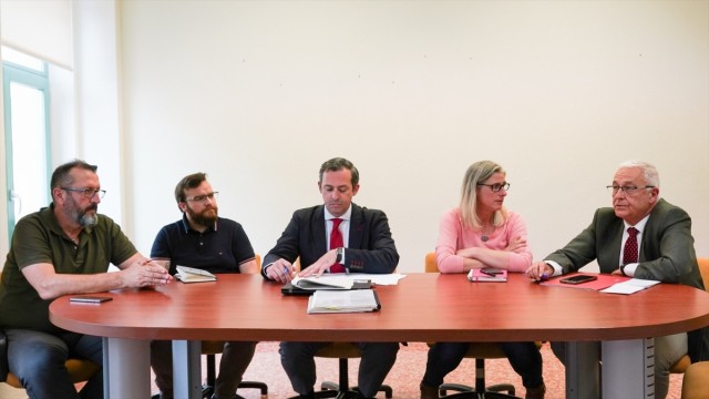 Dimiten el gerente y el jefe de personal de la empresa de bomberos de la Generalitat