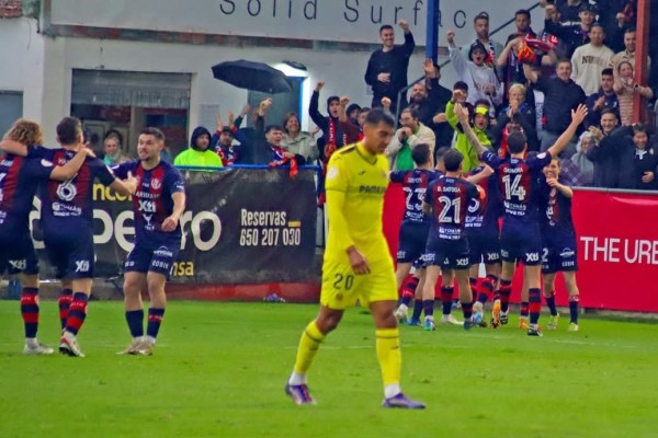El Yeclano, que se juega la permanencia, visita a un Ceuta de resaca tras ascender