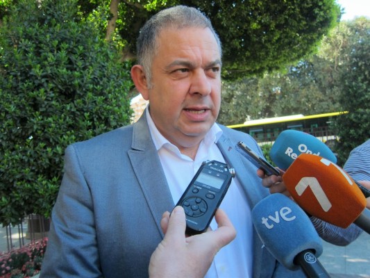 Lucas Jiménez acusa a García-Page de 