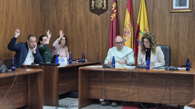 Archena reclama al Gobierno los 2 millones comprometidos para 2025 en un pleno extraordinario