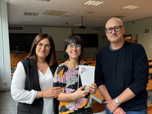 'Bulos y barro': el libro que analiza la desinformación con una mirada sobre la Dana