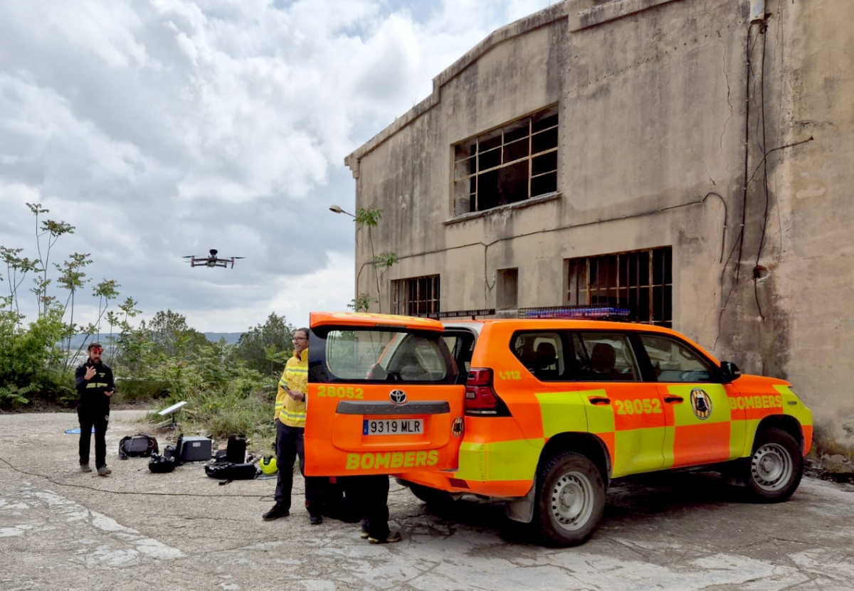 El Consorcio de Bomberos de Valencia comienza las prácticas con drones. - Foto: DIVAL