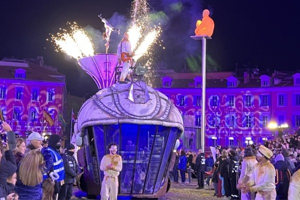 La ballena Moby Dick se sumerge en las calles de Cartagena este sábado durante La Noche de los Museos