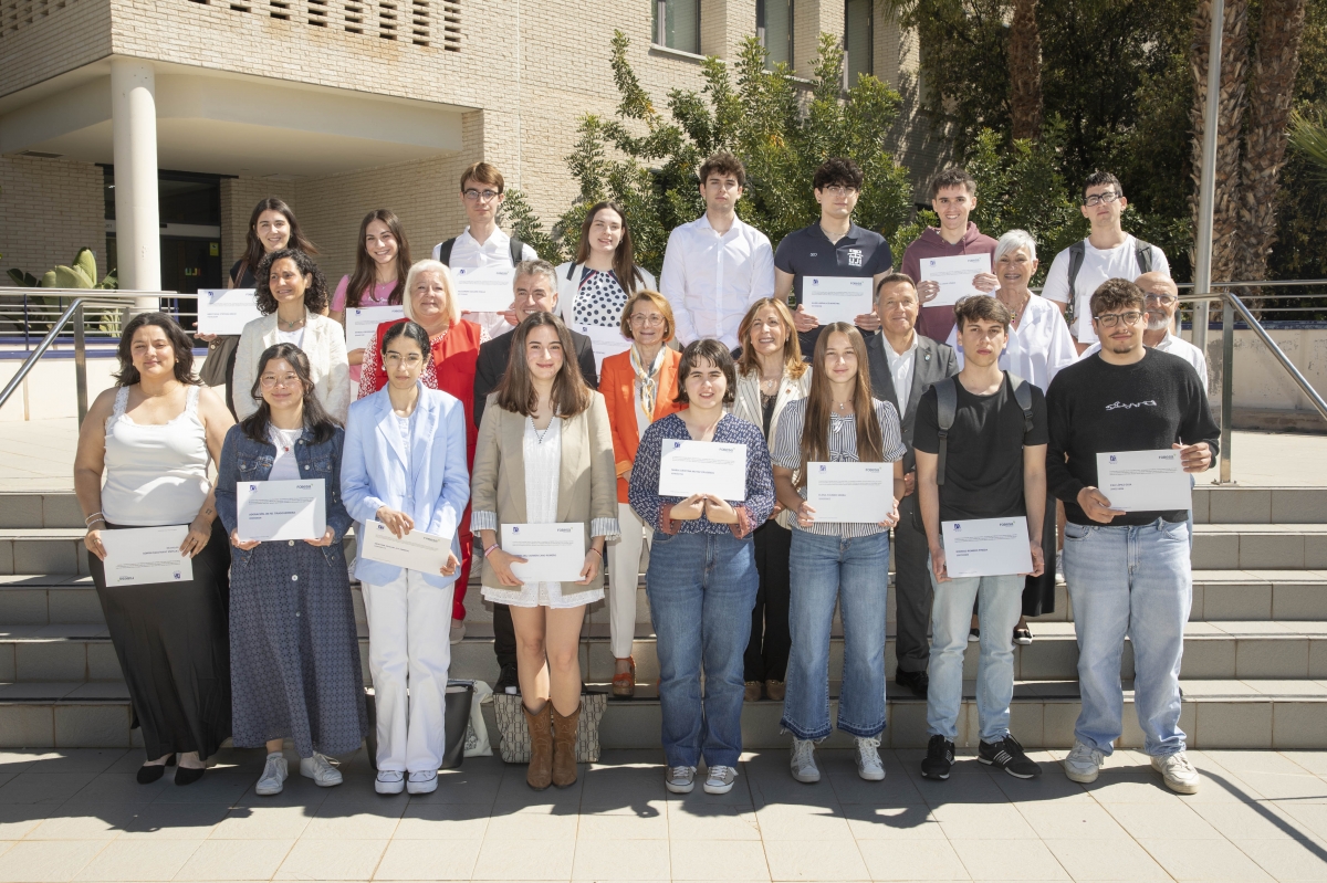 Fobesa otorga un total de 22 ayudas al estudiantado de la UJI de Burriana, Benicàssim u Oropesa
