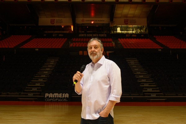 Parra, el primer ‘speaker’ de València