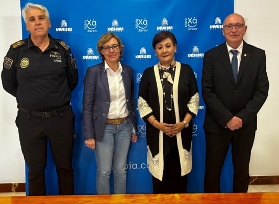 Xàbia y el Hospital Clínica Benidorm HCB favorecerán la formación en primeros auxilios y emergencias sanitarias para la Policía Local 