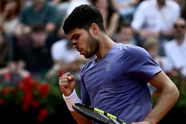 Alcaraz supera una prueba de madurez para ganar al italiano Musetti y jugará la final en Roma
