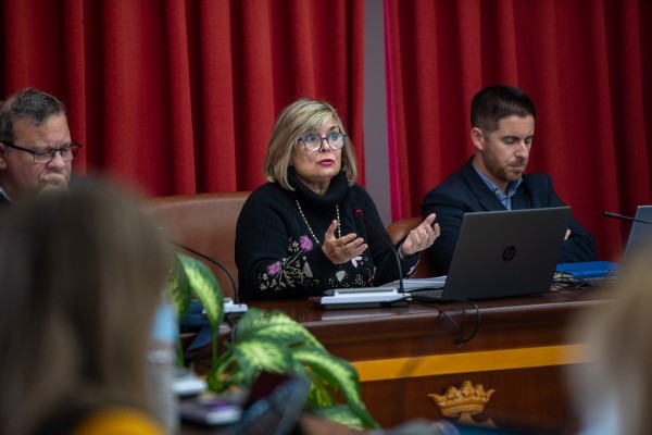 PSPV y Més arremeten contra la alcaldesa de Santa Pola por la condena a Zaragoza: 
